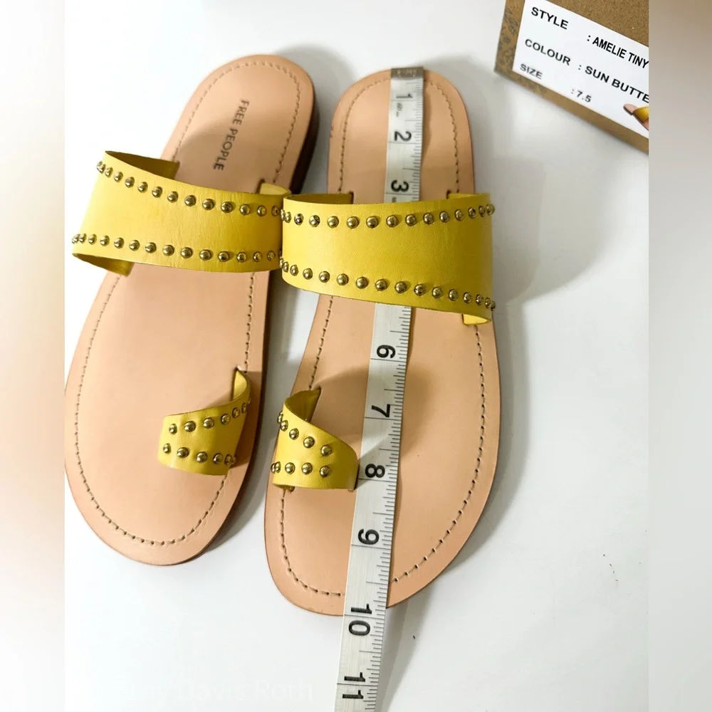 Free People Amelie Tiny Stud Sandal in Sun Butter size 7.5 New in Box